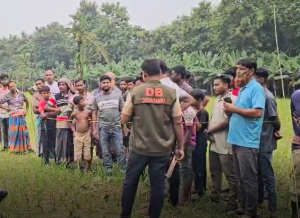 কুপিয়ে ও পিটিয়ে হত্যা